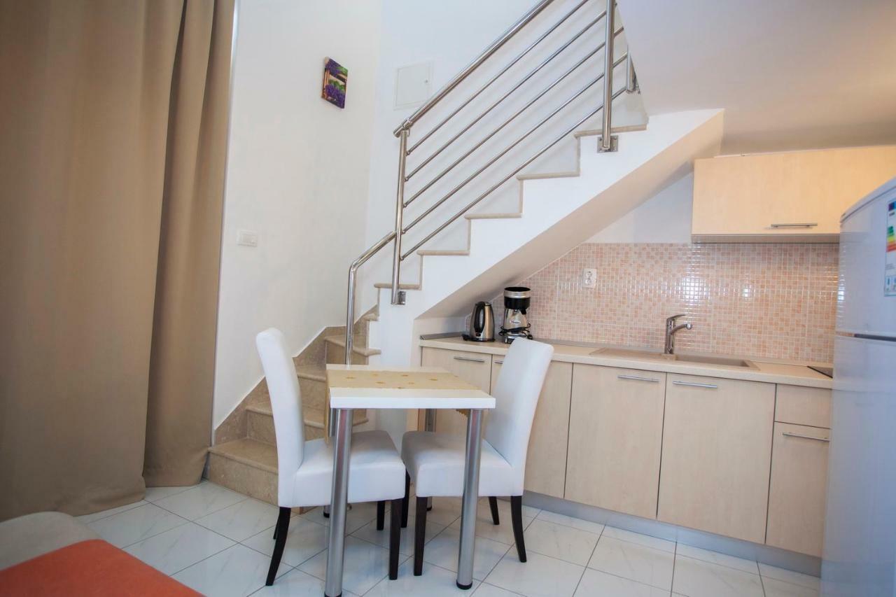 פודגורה Apartments Vlado מראה חיצוני תמונה